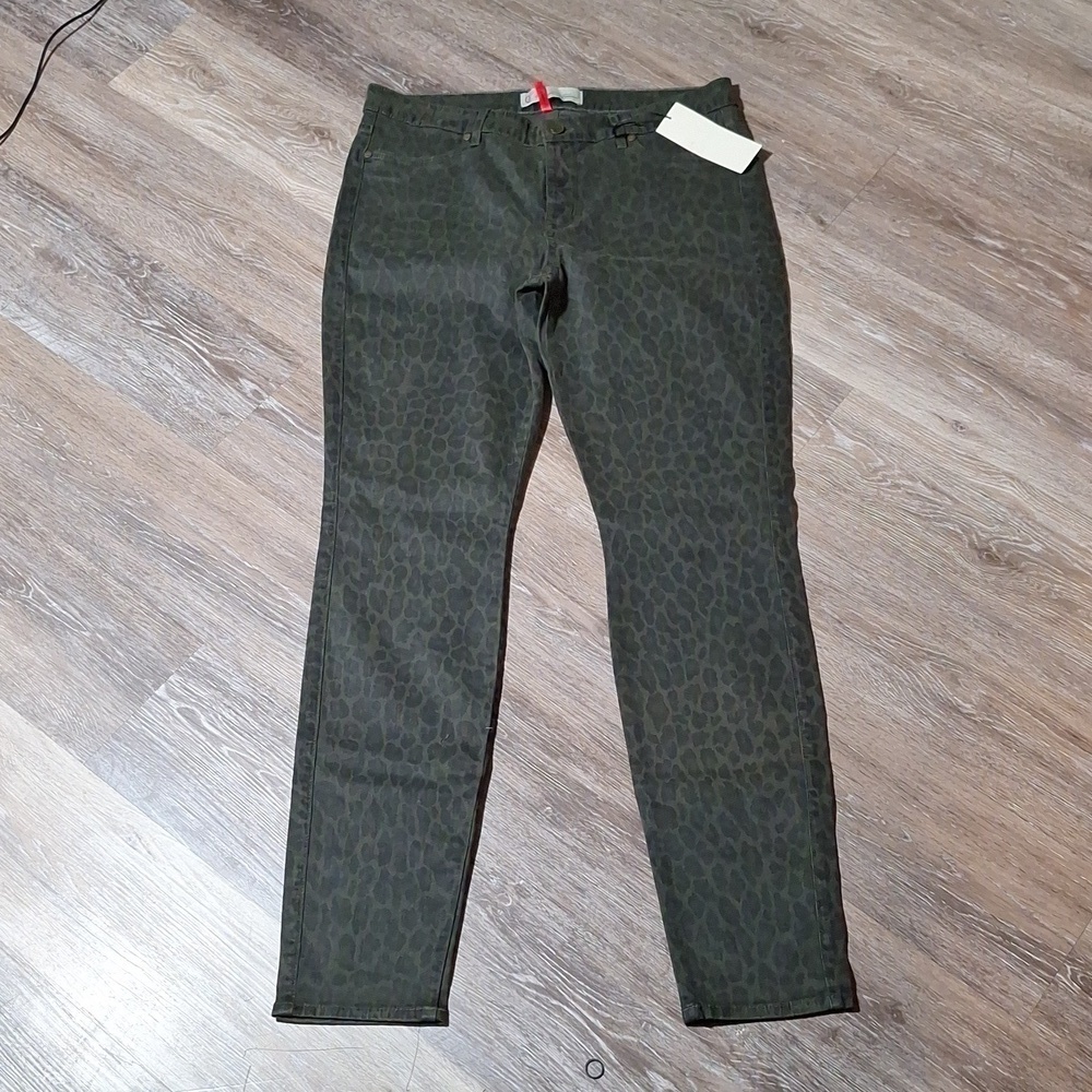 💥Cookie Johnson Jeans, olive / leopard print